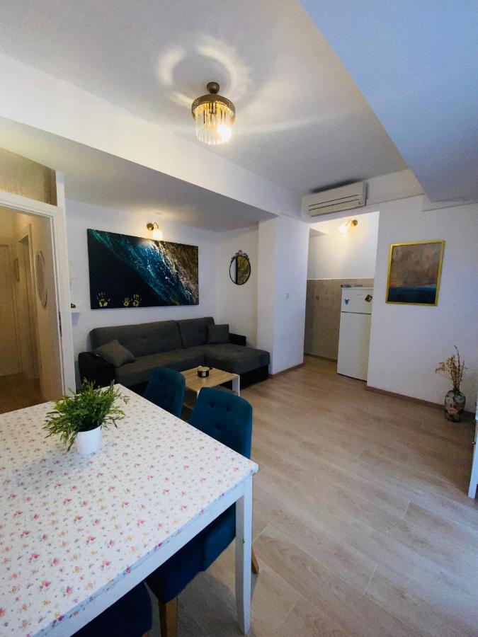 Apartment Andrea Baška Voda Exteriör bild